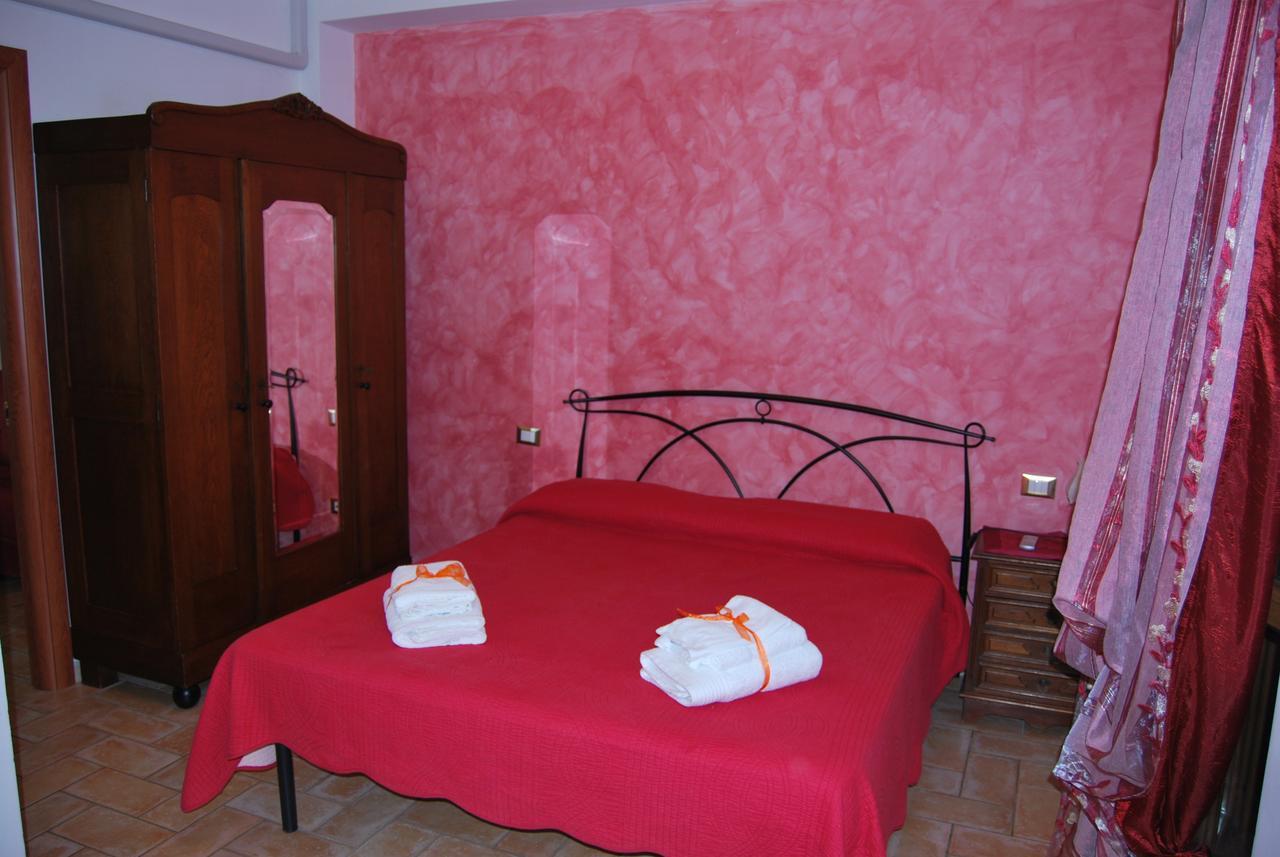 Le Terre Di Bac Bed & Breakfast Borgo Montenero Bagian luar foto