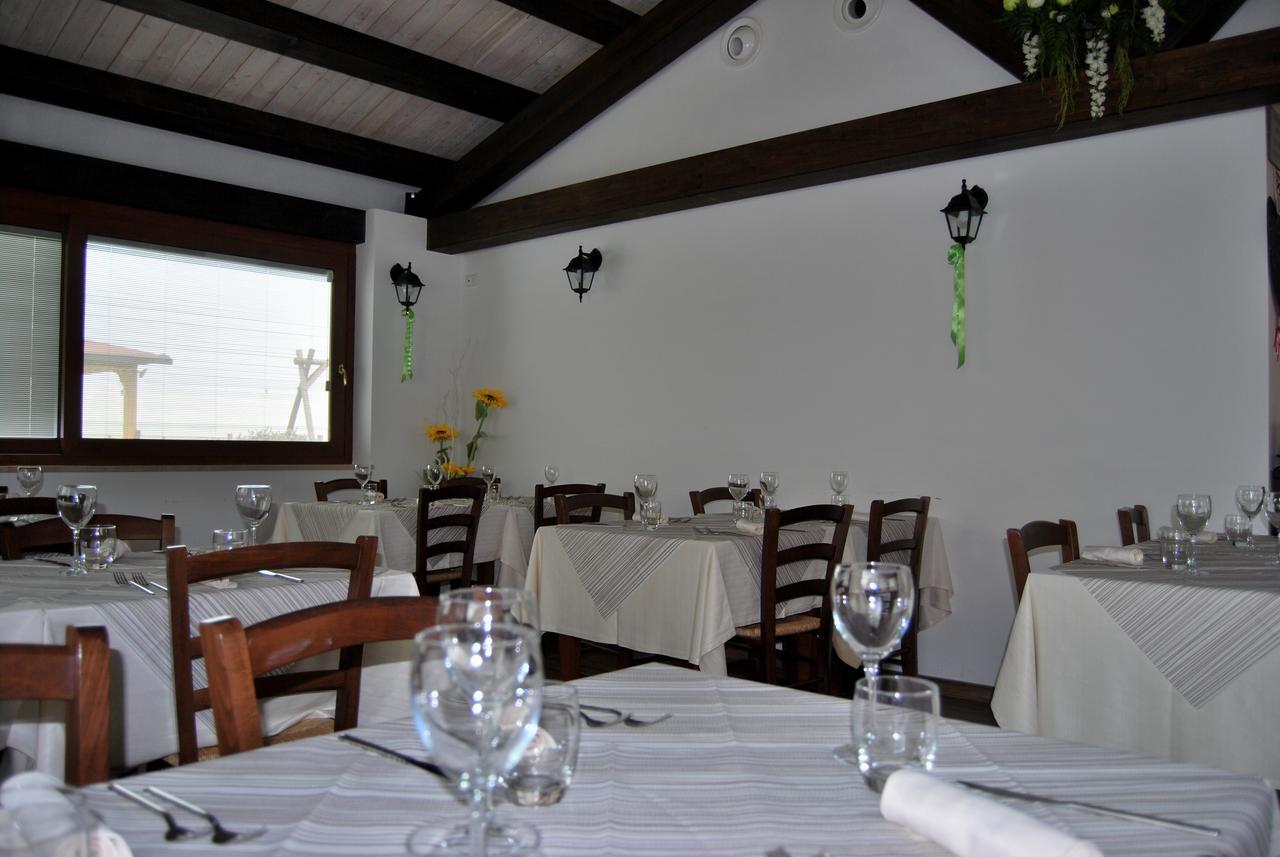 Le Terre Di Bac Bed & Breakfast Borgo Montenero Bagian luar foto