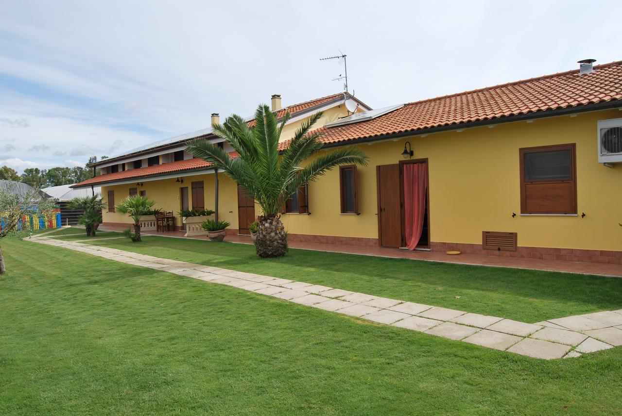 Le Terre Di Bac Bed & Breakfast Borgo Montenero Bagian luar foto