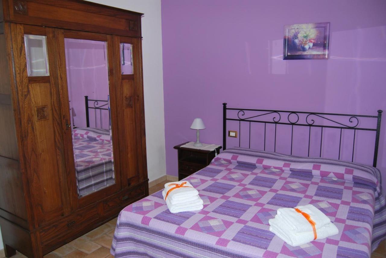 Le Terre Di Bac Bed & Breakfast Borgo Montenero Bagian luar foto